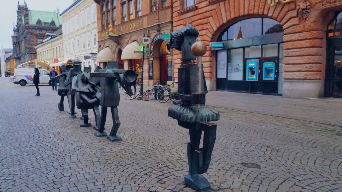 2017-12-12 03.35.39 1.jpg