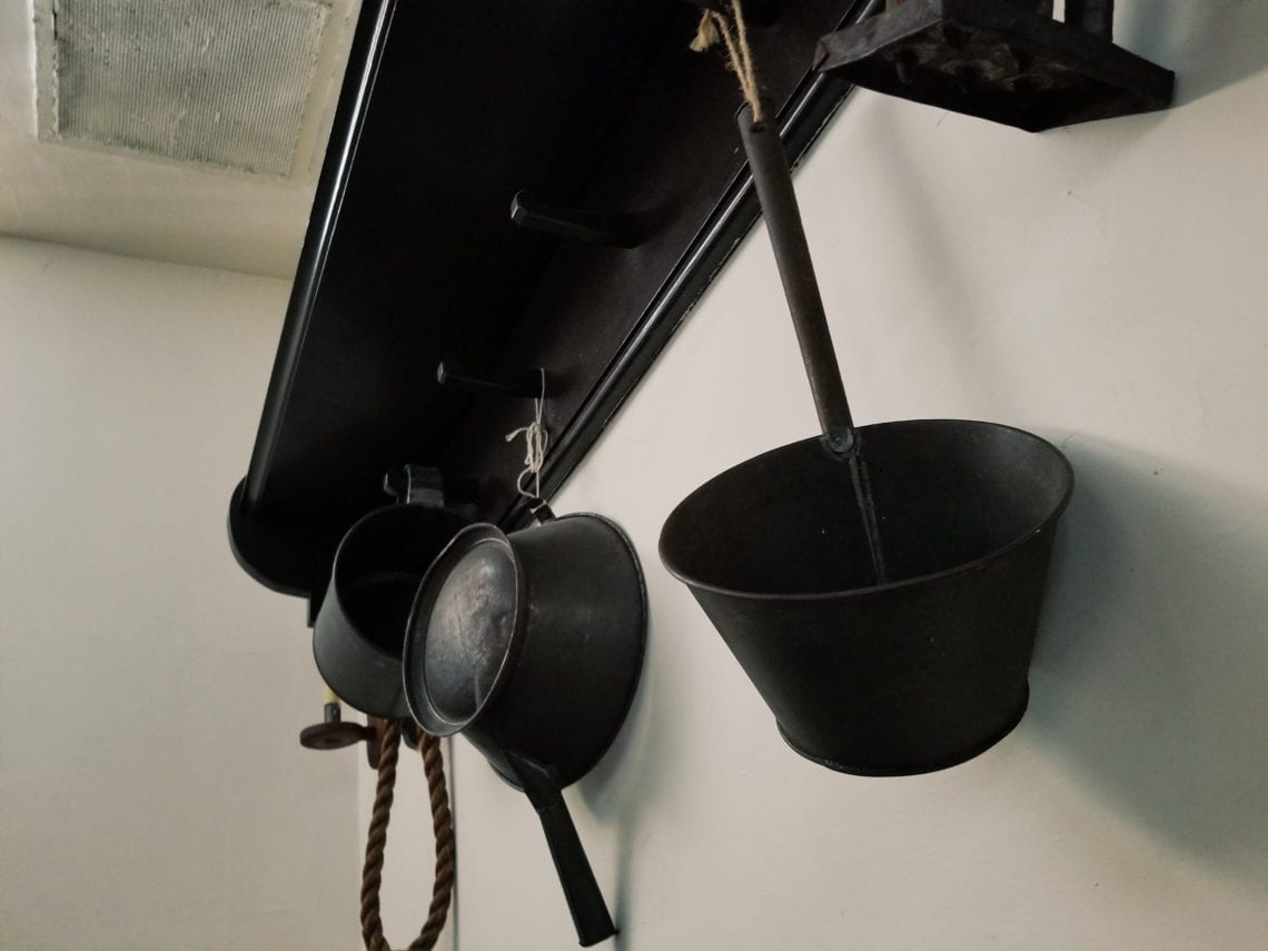 2018-09-08 05.27.04 1.jpg